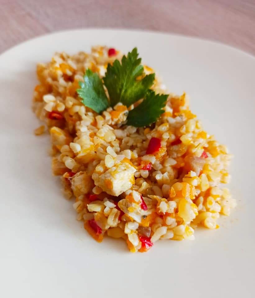 Bulgur cu legume si piept de pui