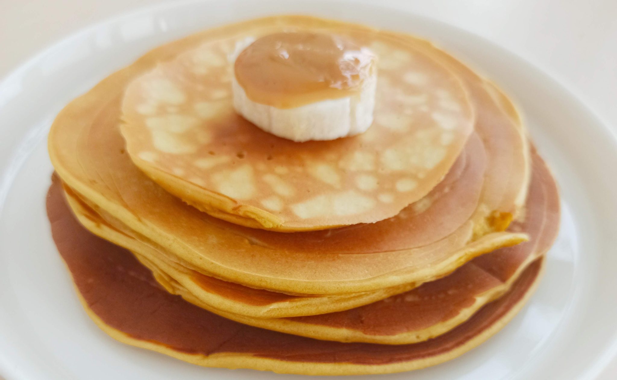 Pancakes cu unt de arahide