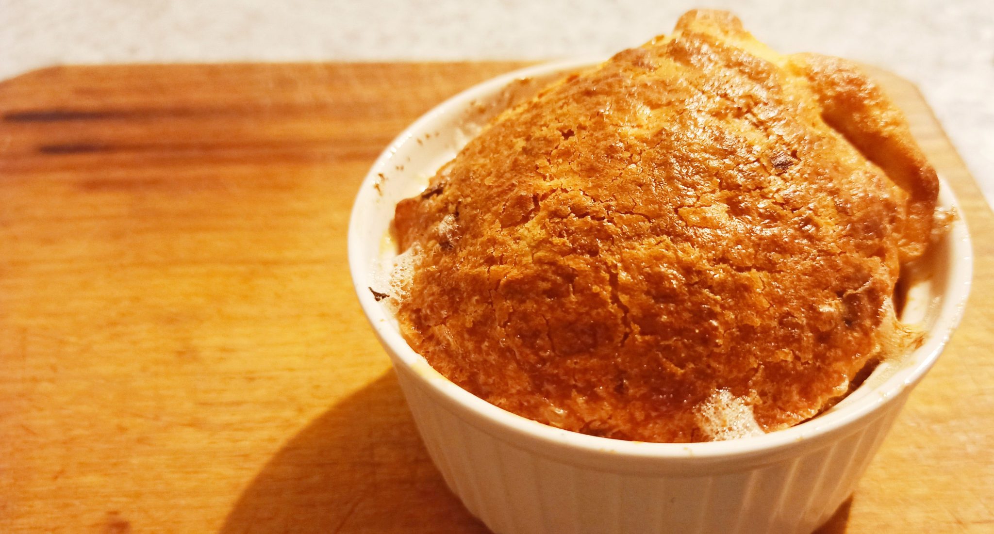 Brioșe cu piept de pui și legume – rețetă sănătoasă pentru copii și bebeluși