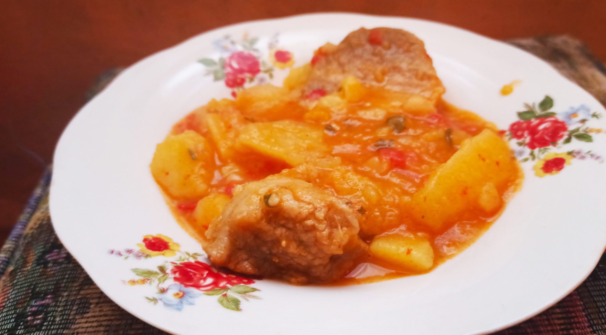 Tocana de cartofi cu carne de porc