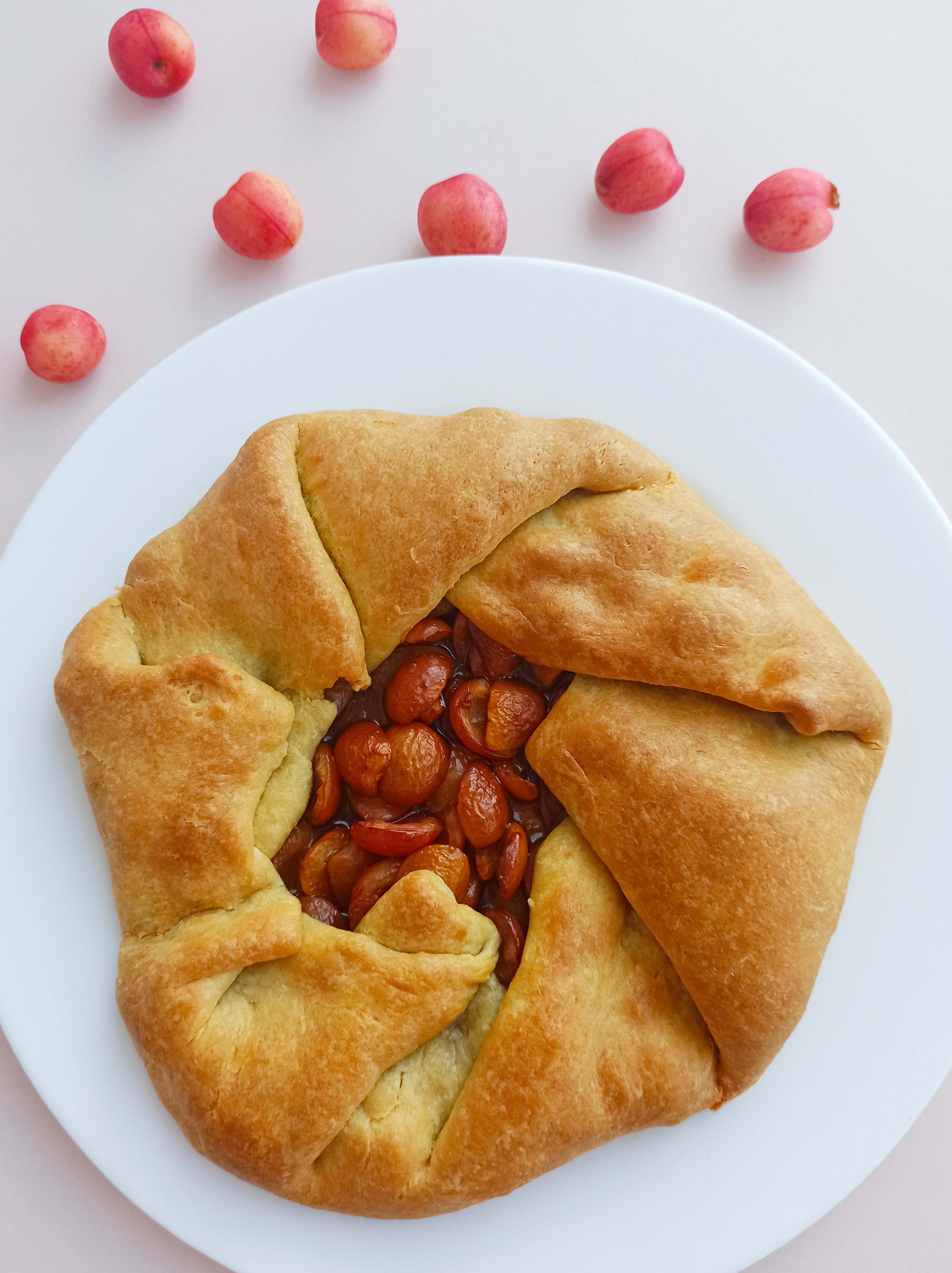 Galete din cas de vaca cu cirese