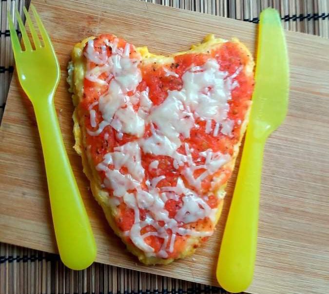 Pizza pe blat de conopida