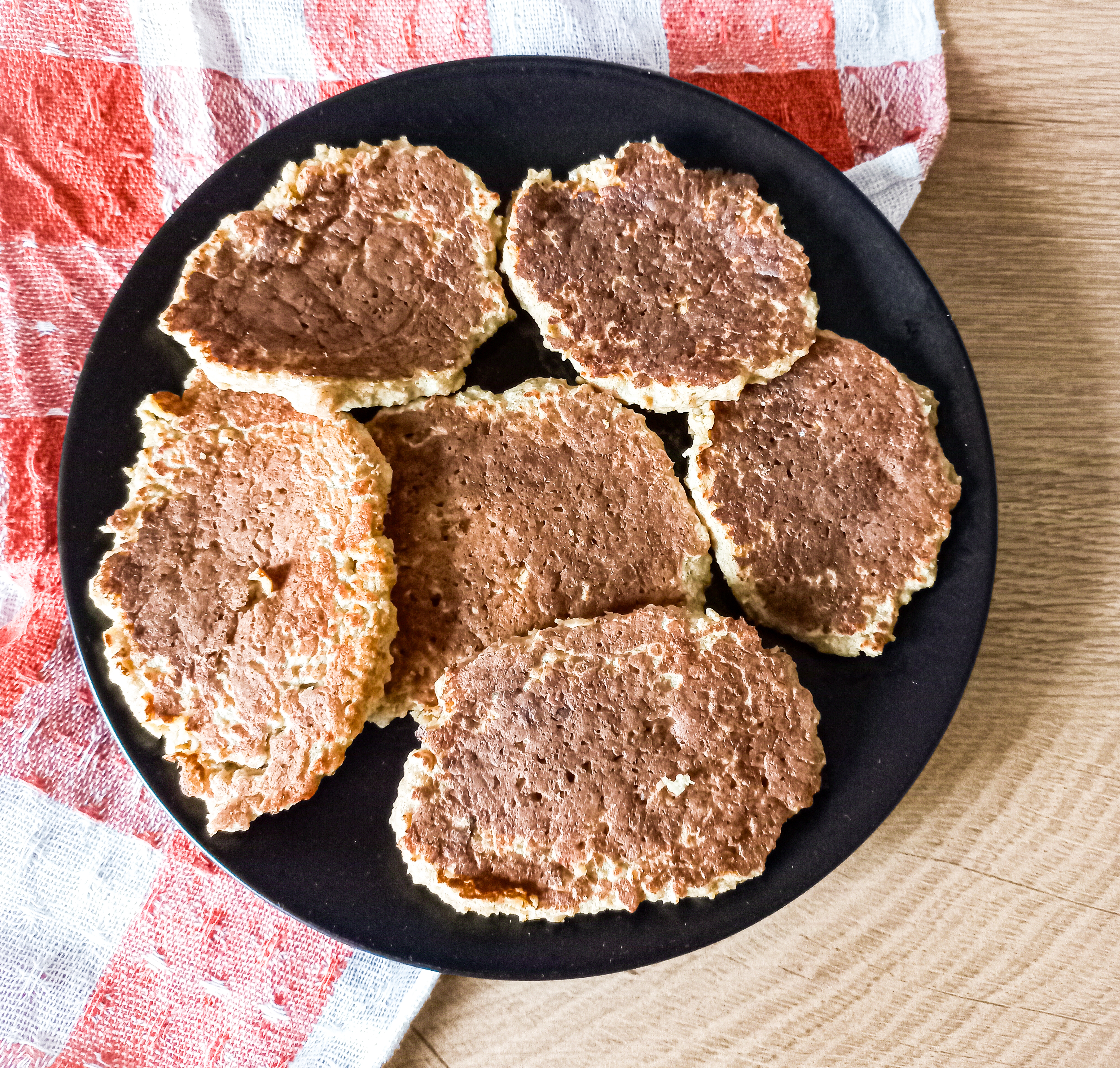 Pancakes cu mar, banana si fulgi de ovaz