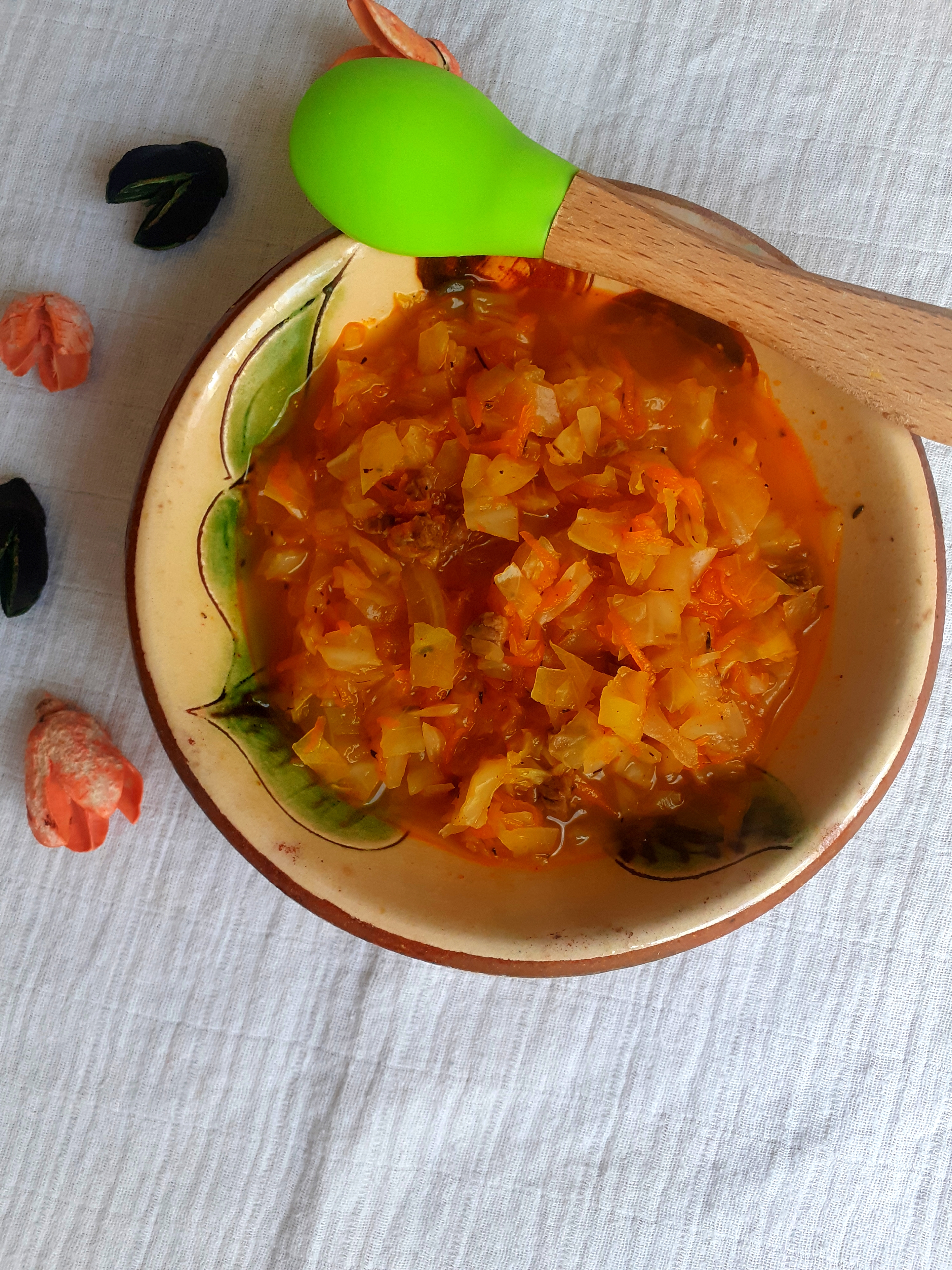 Varza dulce cu carne de vita