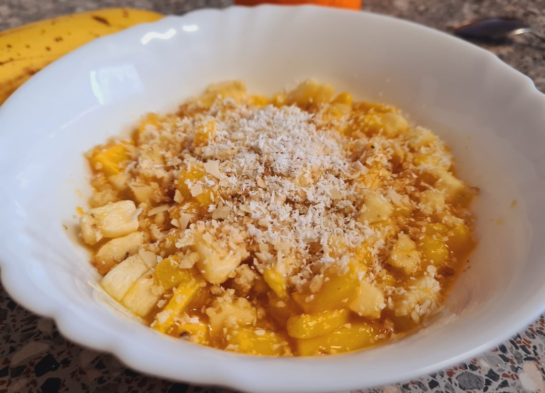 Salata de mango si banana