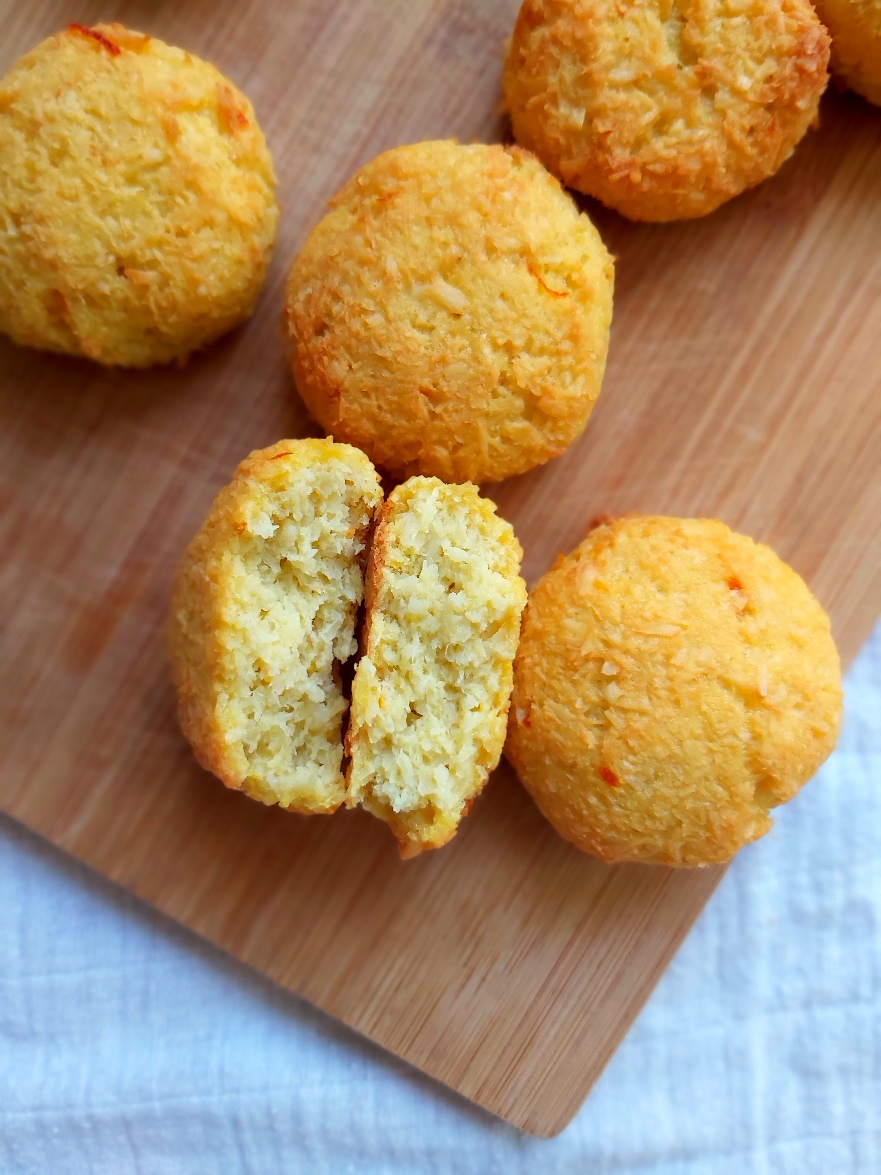 Biscuiti cu cocos si portocala