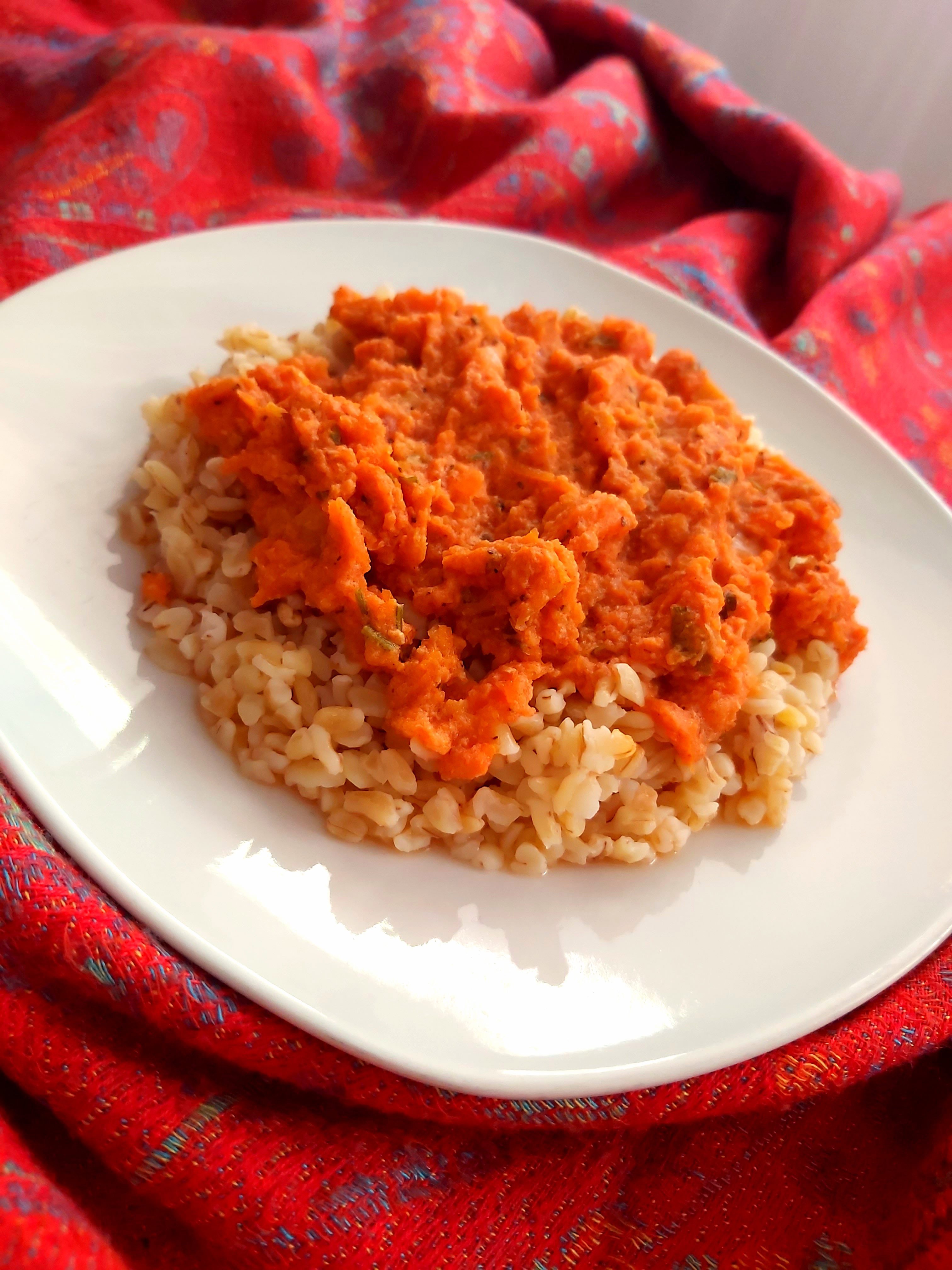 Bulgur cu sos ragu