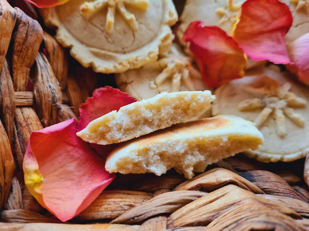 Biscuiti din faina de orez, faina de cocos si banana