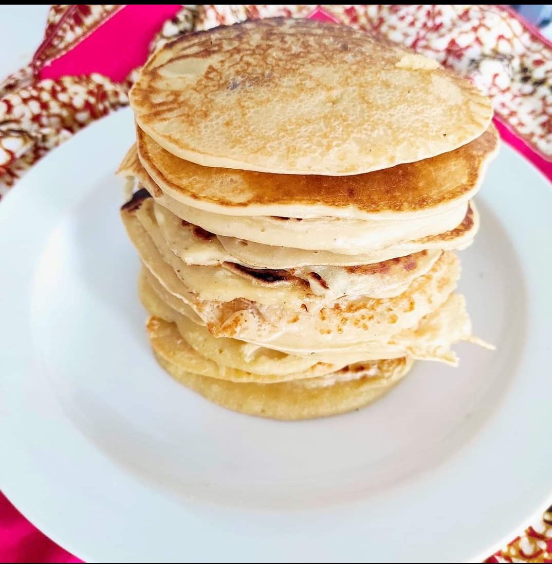 Clatite cu miere si stafide