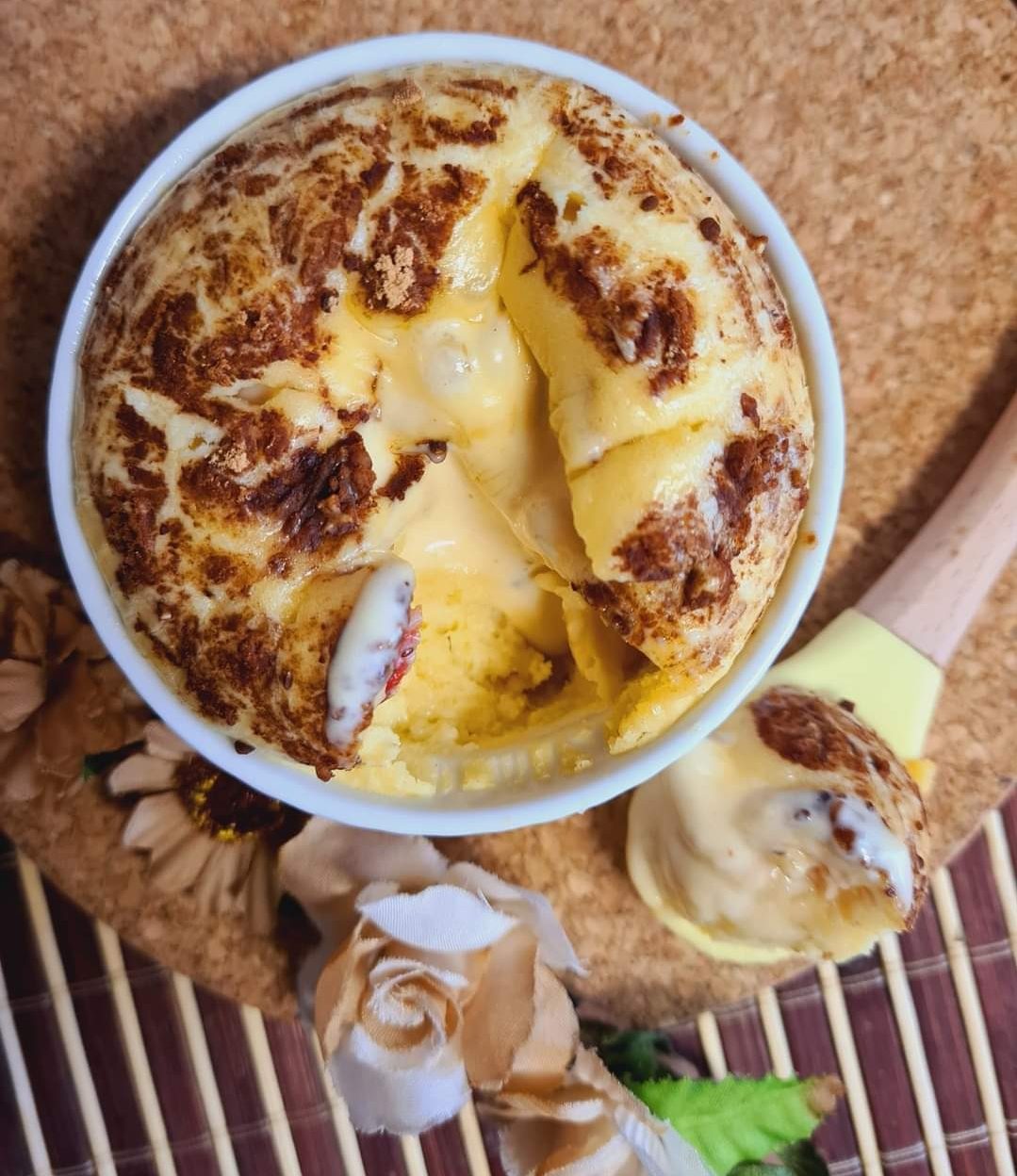 Budincă de mascarpone cu banane și căpșuni – mic dejun sănătos pentru bebeluși