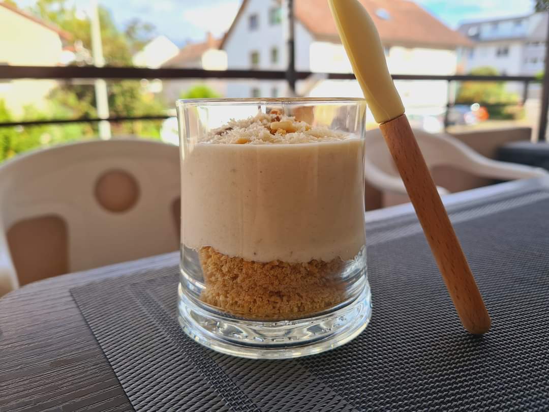 Biscuiti cu crema de banana si branza