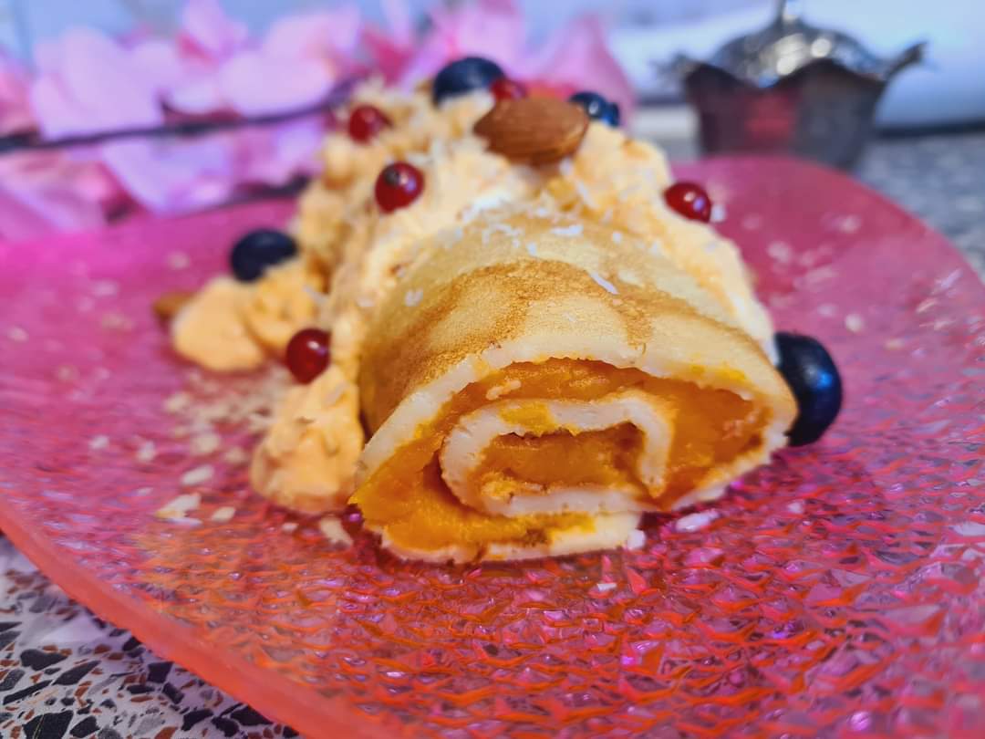 Rulada cu crema de cartof dulce si caise