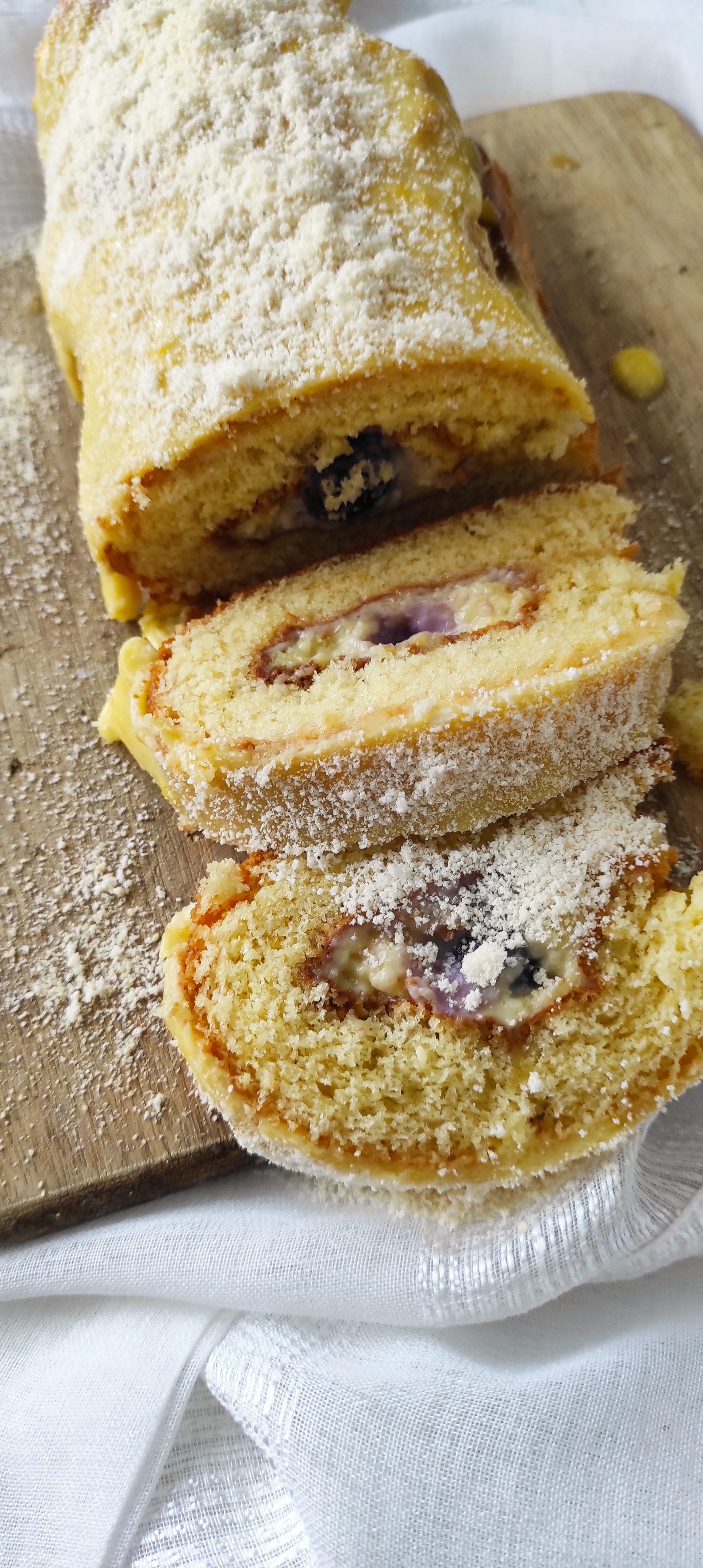 Rulada cu crema de lapte