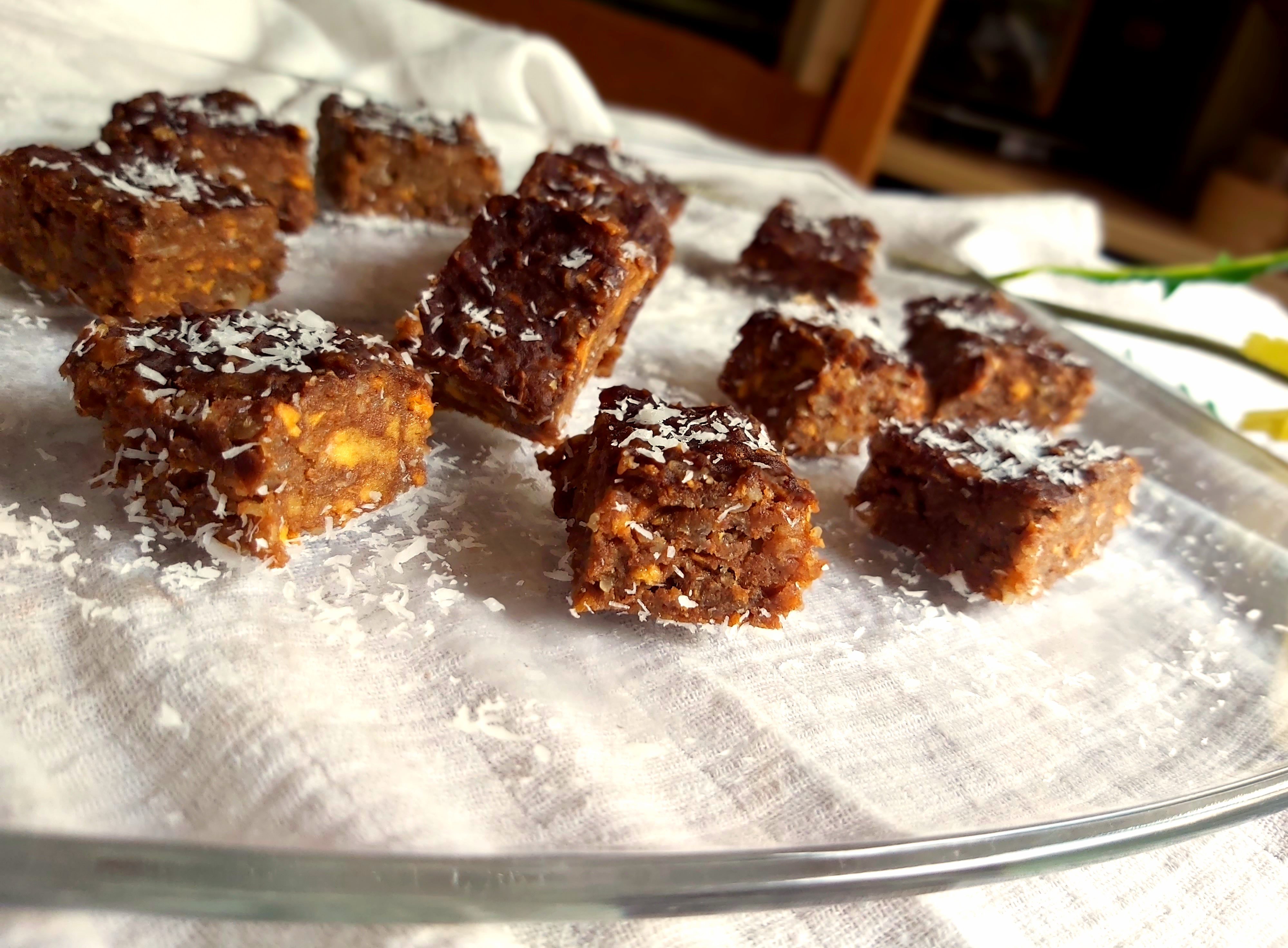 Mini negrese cu cartof  dulce si fulgi de cocos