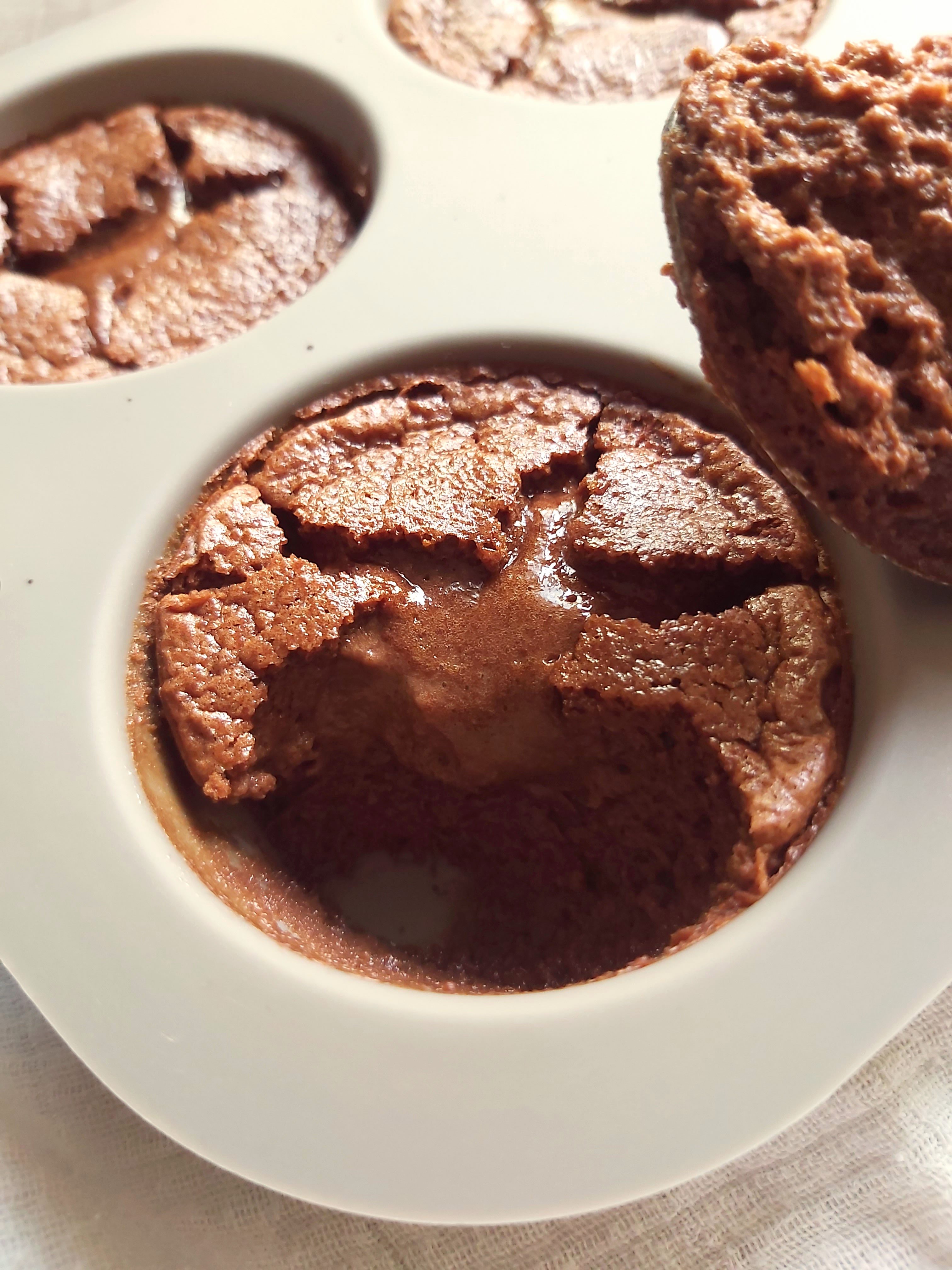 Briose „lava cake”
