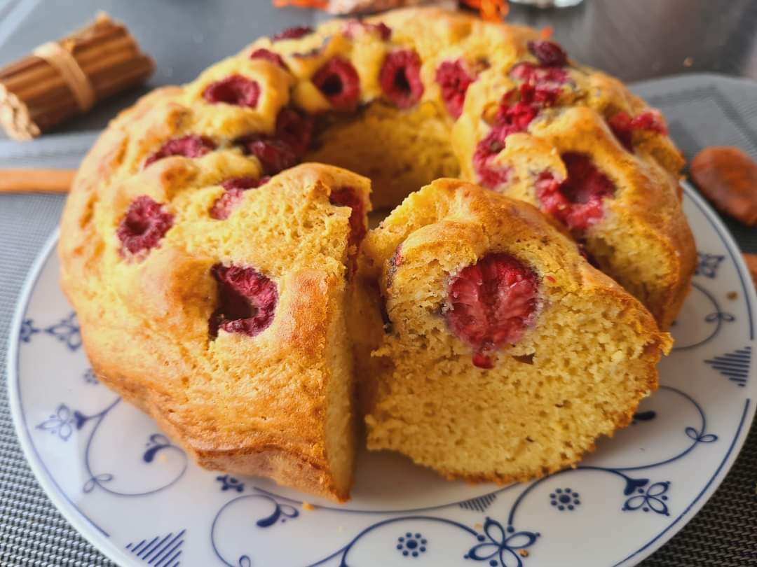 Prajitura cu zmeura si cirese