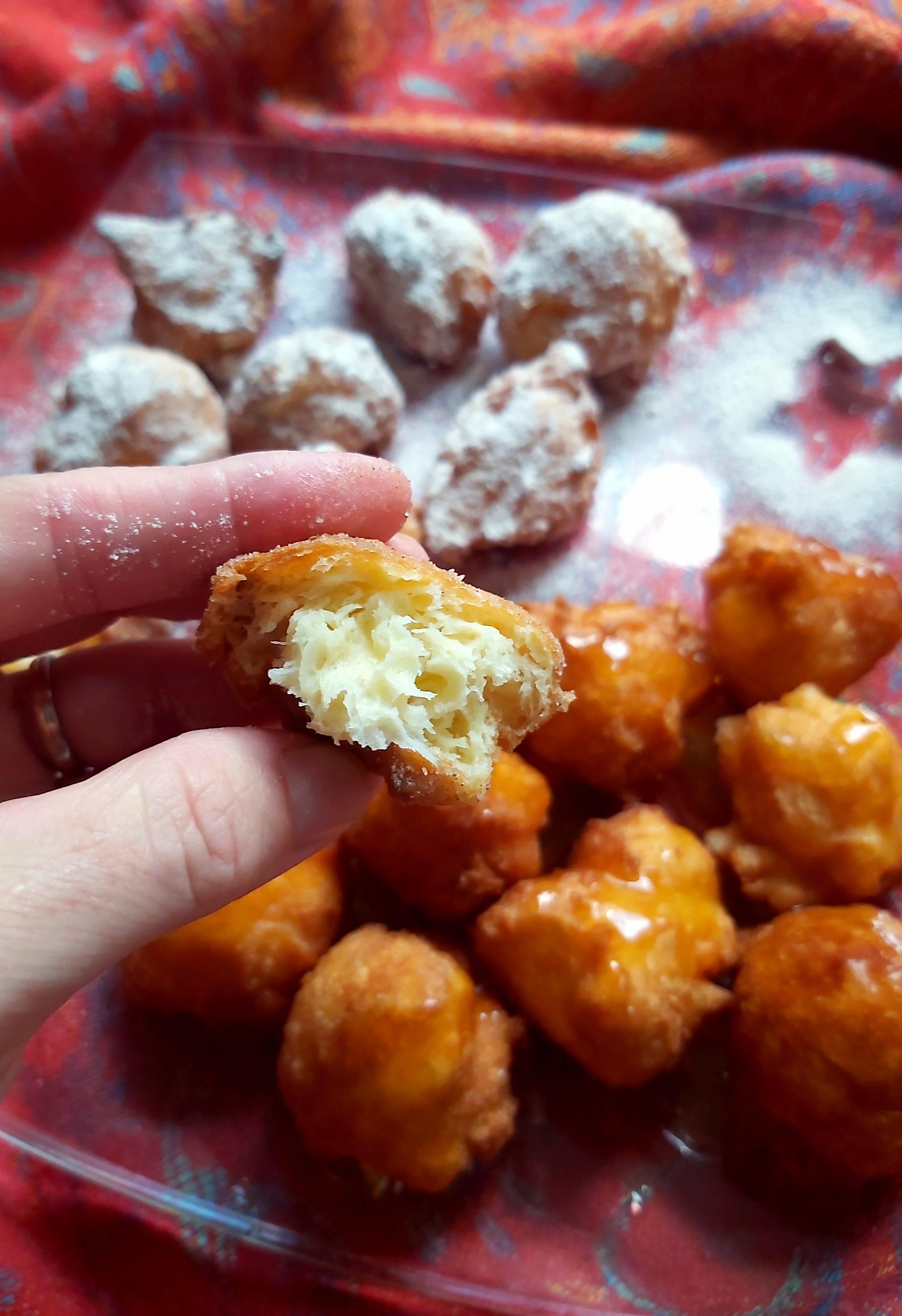 Buñuelos (gogosi spaniole)