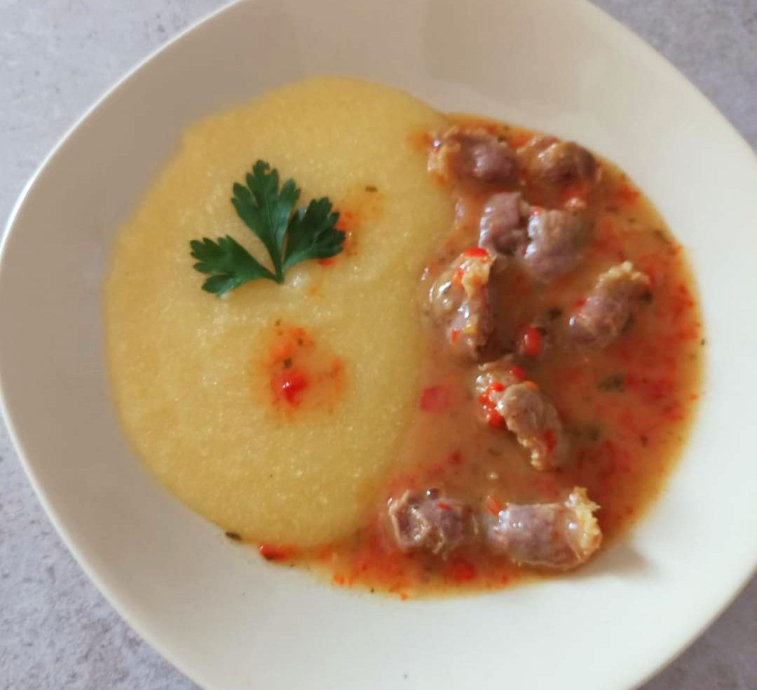 Tocanita de pipote si inimi de pui