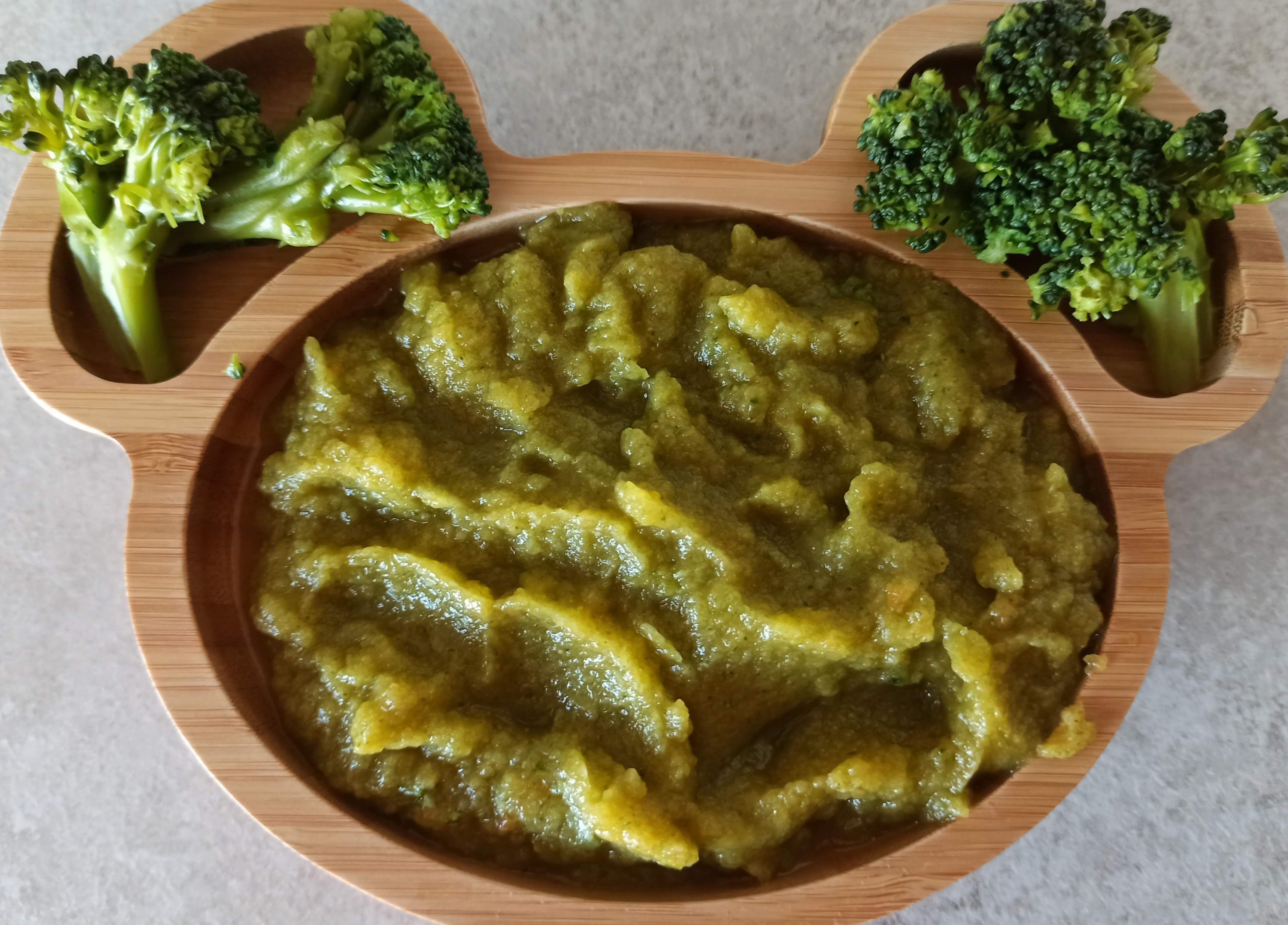 Piure de broccoli cu morcov, pastarnac si dovlecel