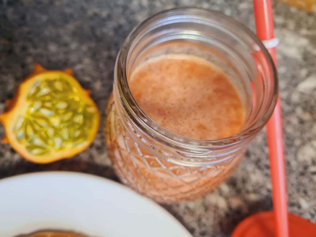 Smoothie de capsuni si melano