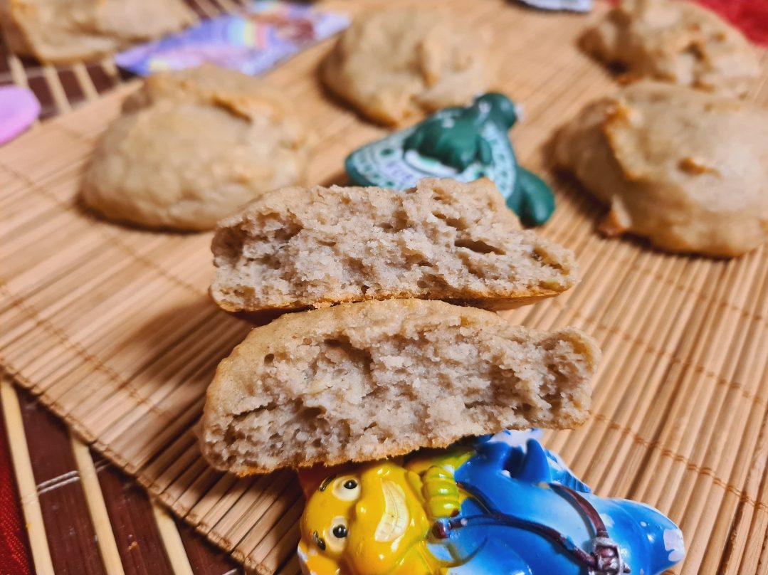 Biscuiti cu banana si pasta de susan