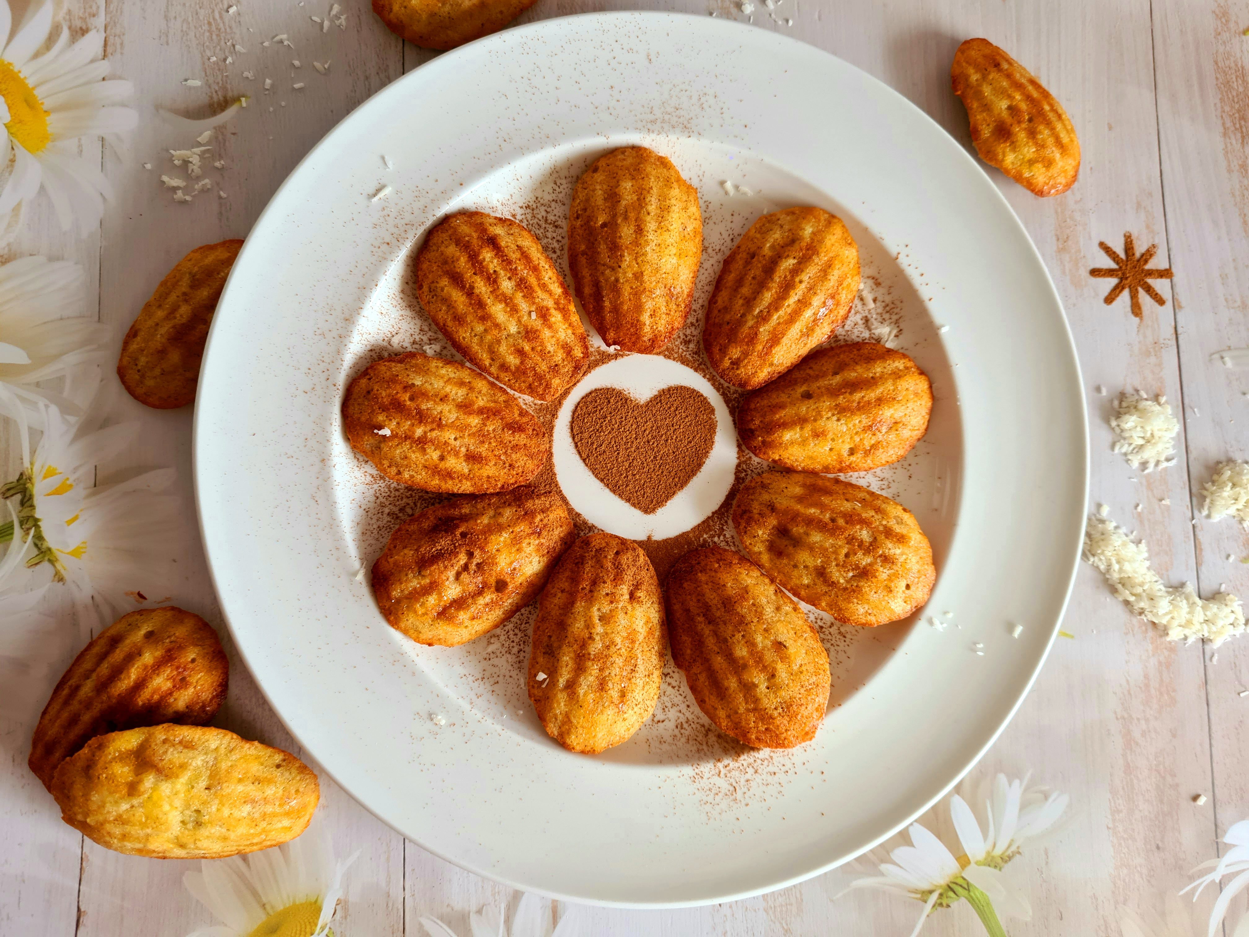 Madeleines grisate cu banana