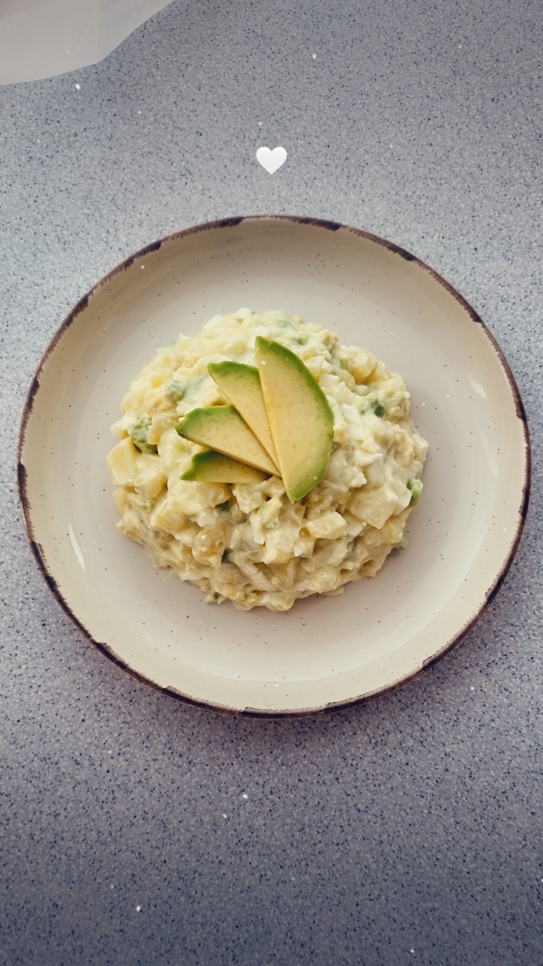 Salata orientala cu avocado