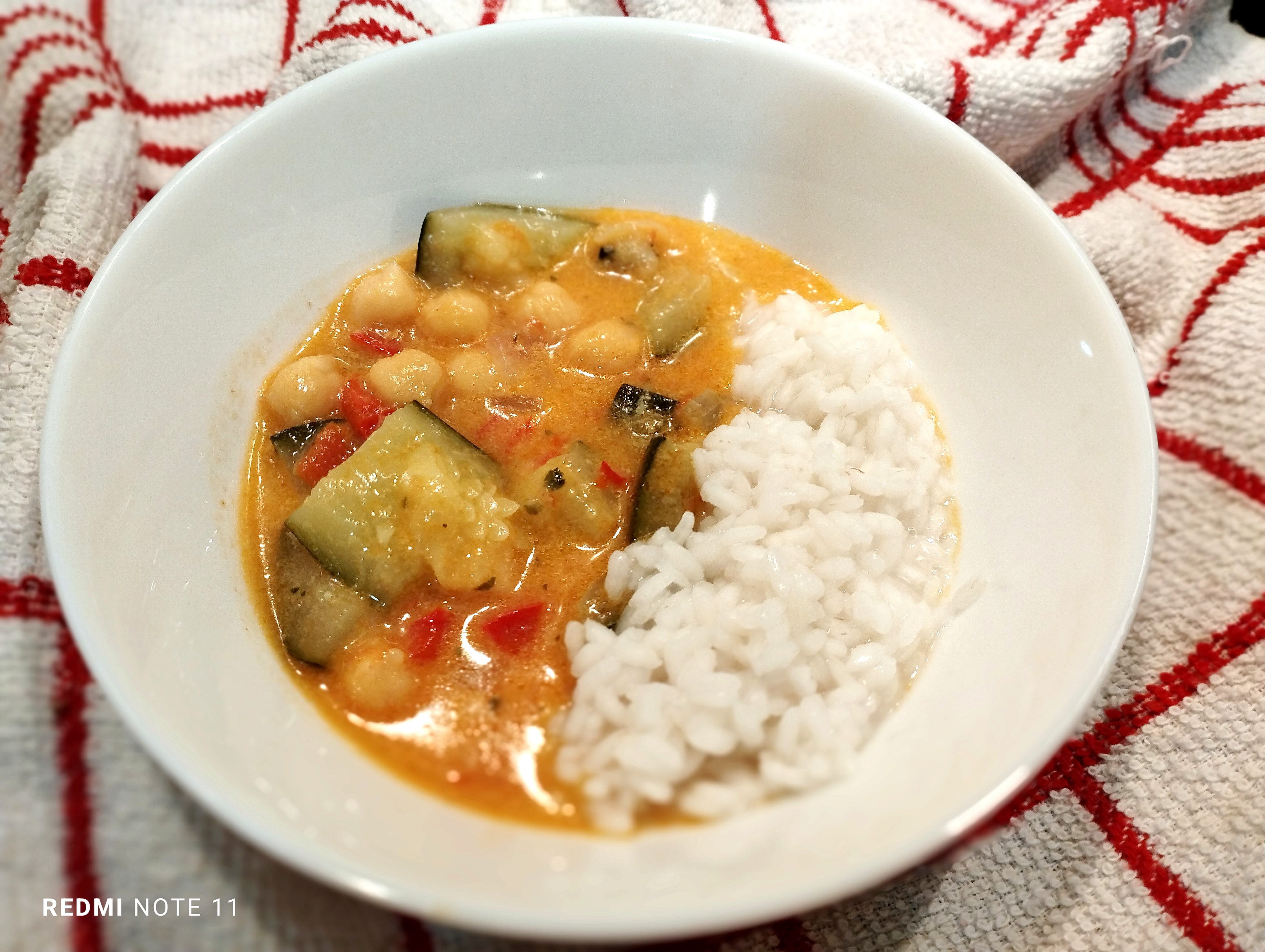 Tocanita de naut si dovlecel