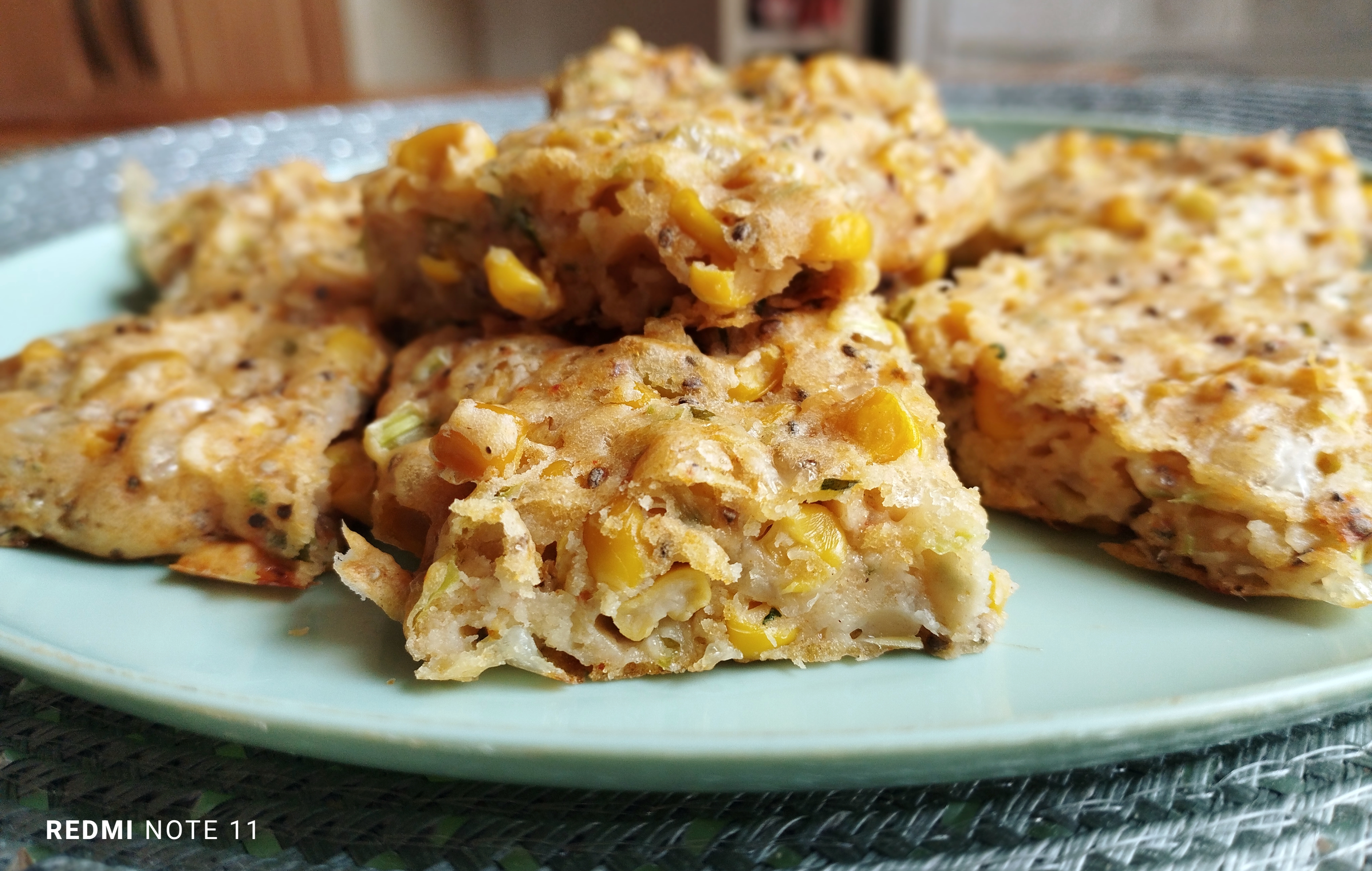 Patratele cu porumb, praz si branza cottage