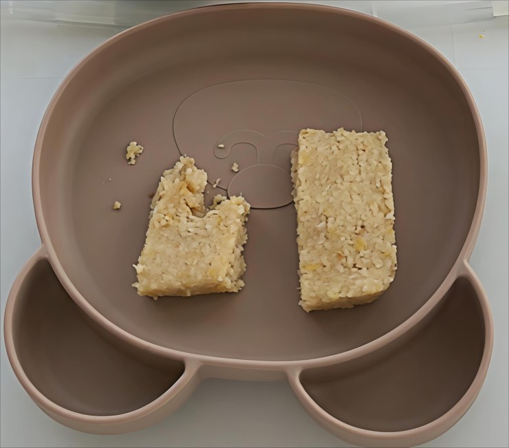 Budinca de couscous cu mar si para – mic dejun 7 luni+