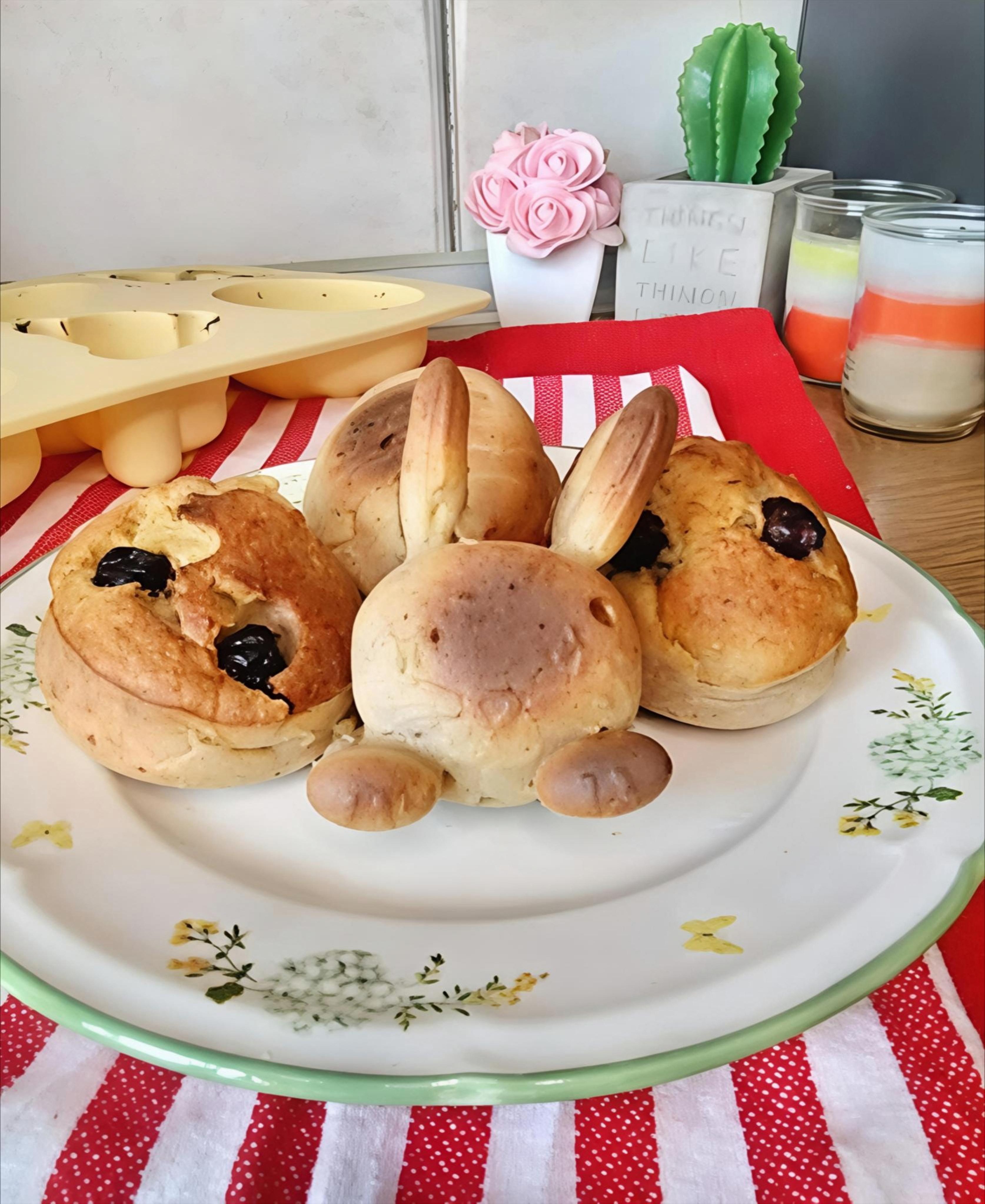 Briose energizante cu ovaz, banana si afine – gustare sanatoasa pentru copii