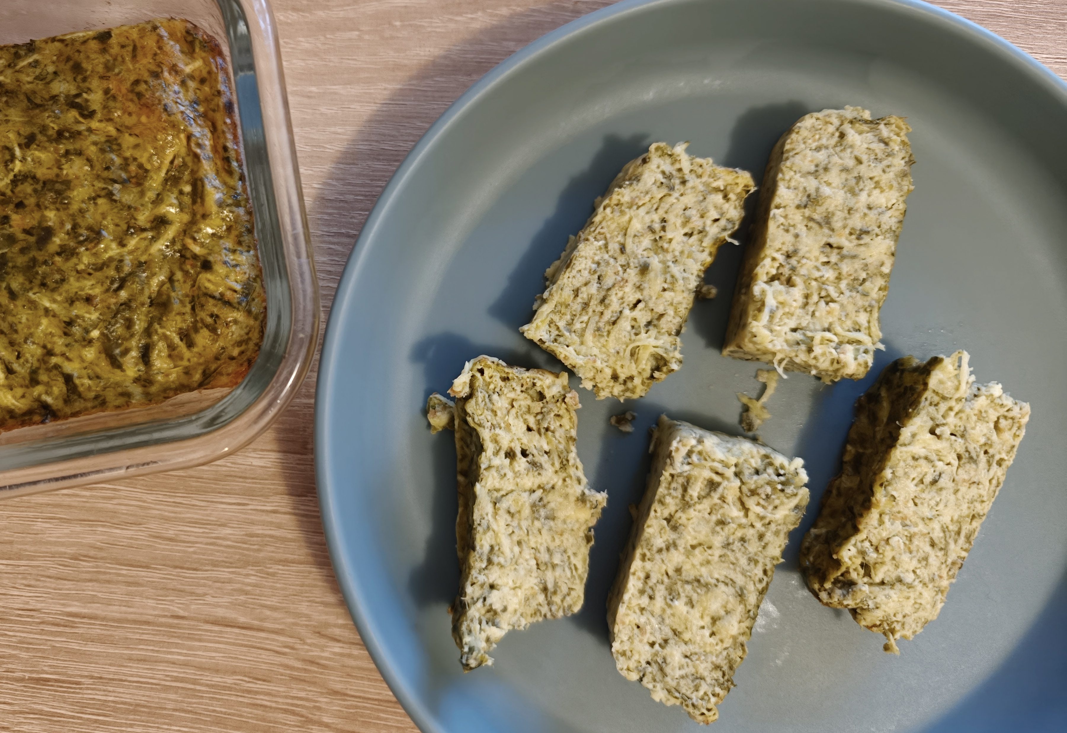 Budincă de spanac și dovlecel pentru bebeluși – rețetă BLW, moale, sănătoasă și ușor de făcut