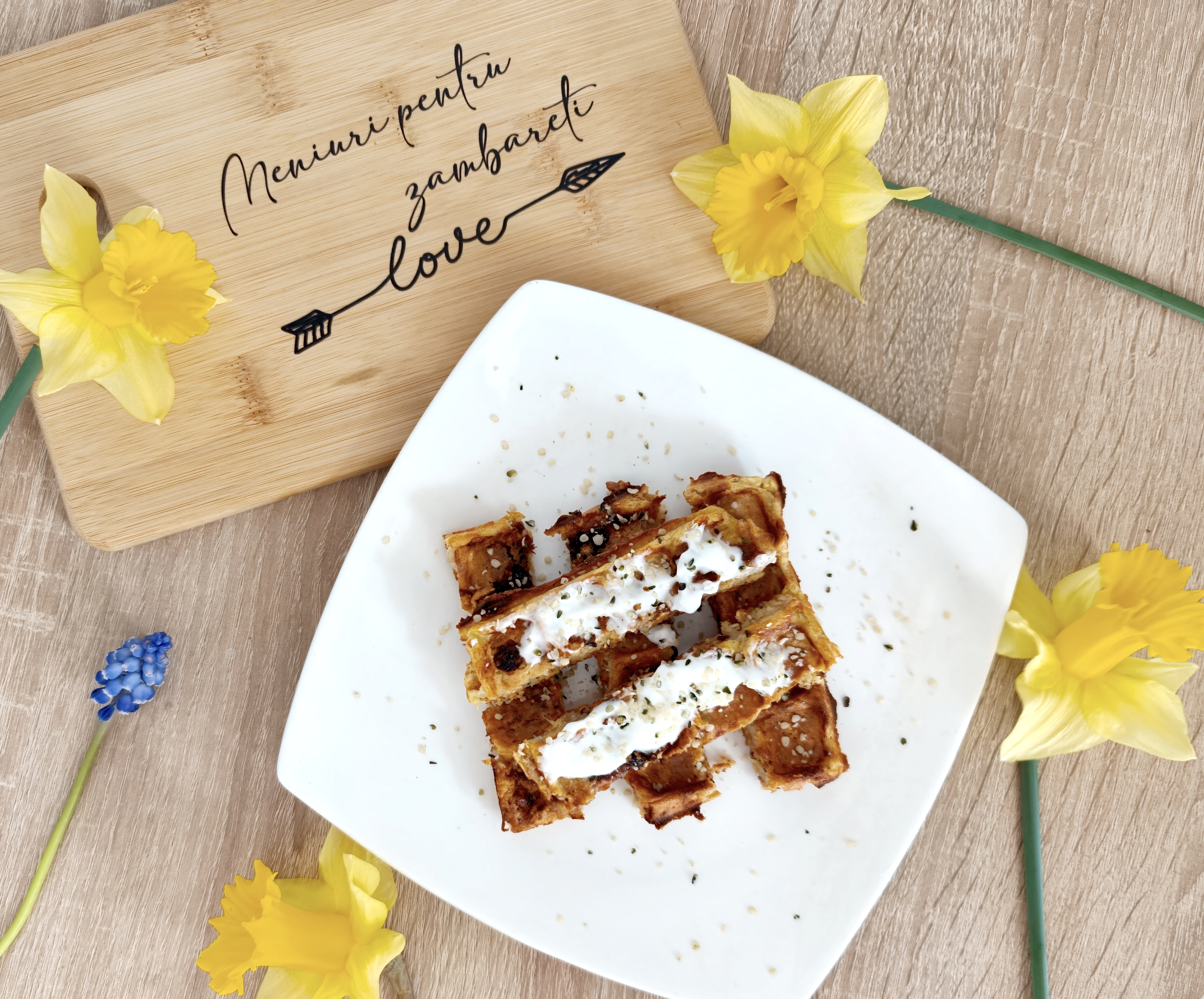 Waffles umplute cu cremă de prune – rețetă BLW rapidă fără zahăr