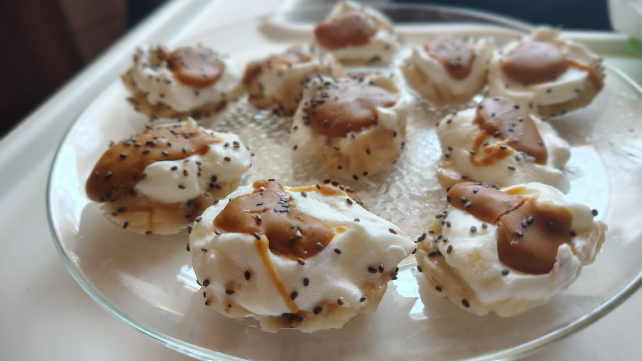 Mini norișori cu banană – gustare rece și cremoasă pentru bebeluși și copii