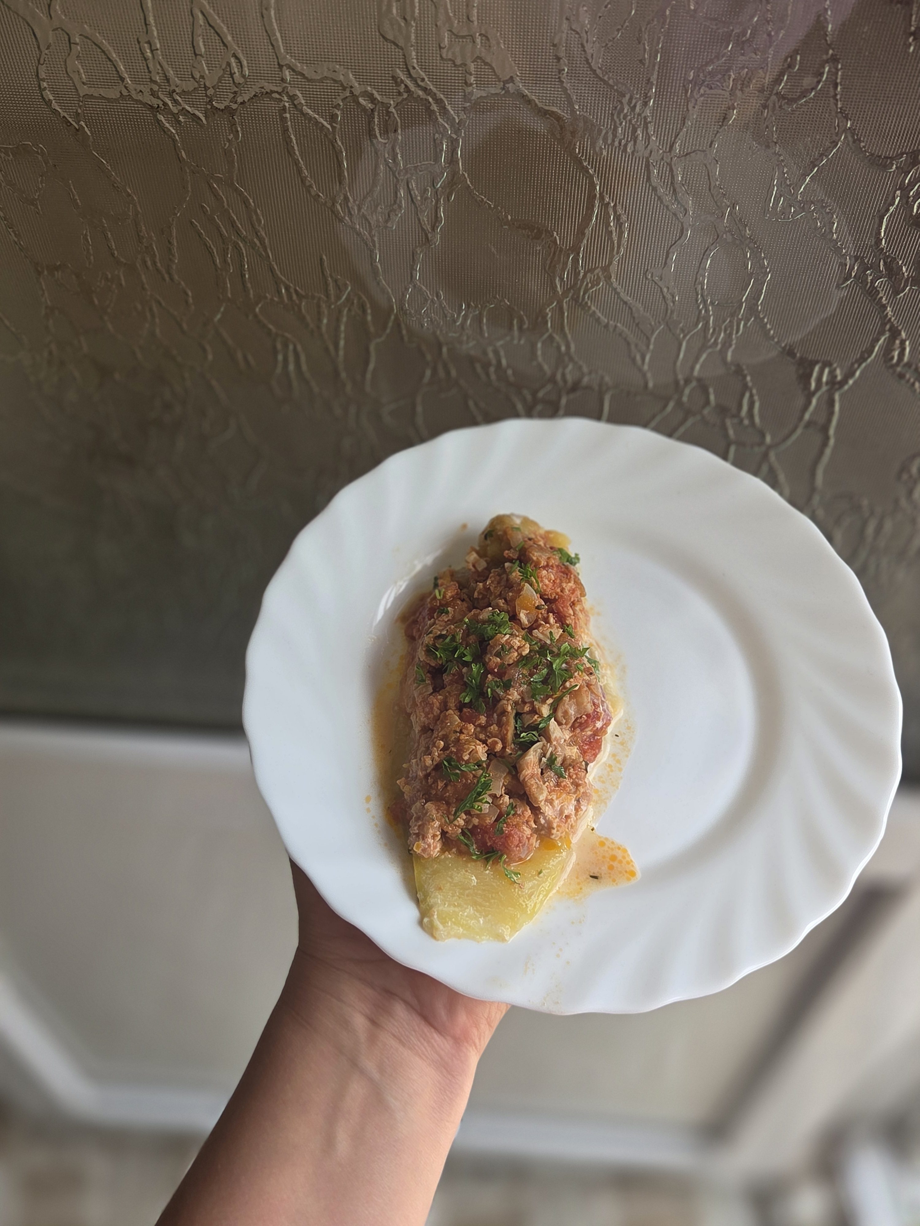 Dovlecel umplut pentru bebeluși, cu sos de roșii, carne de curcan și ciuperci – Rețetă BLW ideală de la 8 luni